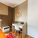 Exelent Modern In Blloku Center With Fast Wifi - Gold Apartmán Tirana