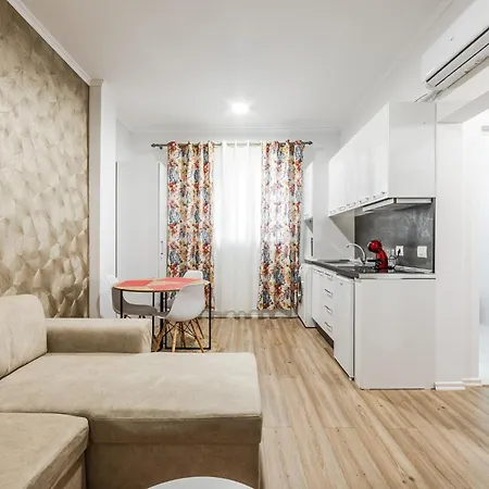 Exelent - Gold Blloku Apartmán Tirana