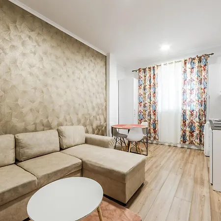 Exelent - Gold Blloku Apartmán Tirana