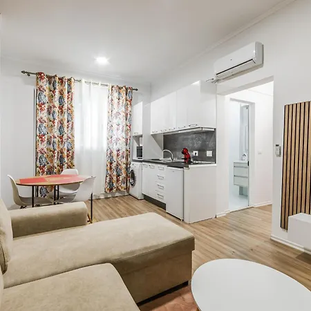 Appartement Exelent Modern In Blloku Center With Fast Wifi - Gold *