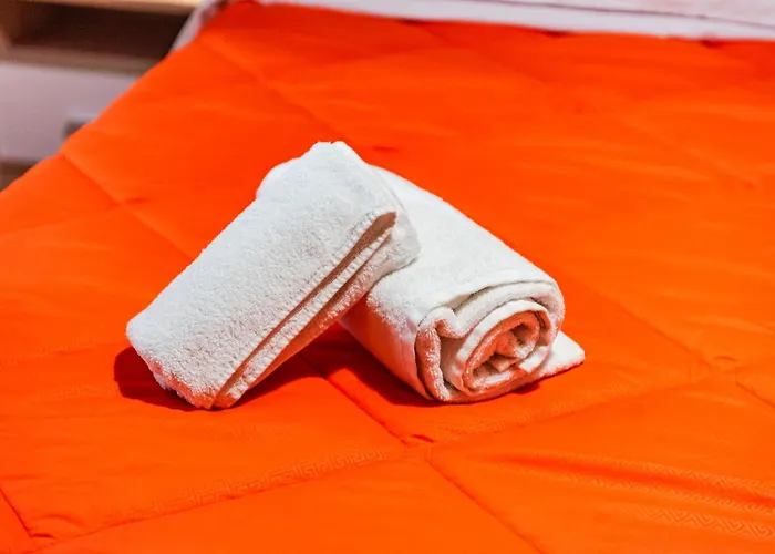 Exelent Modern In Blloku Center With Fast Wifi - Gold Tirana