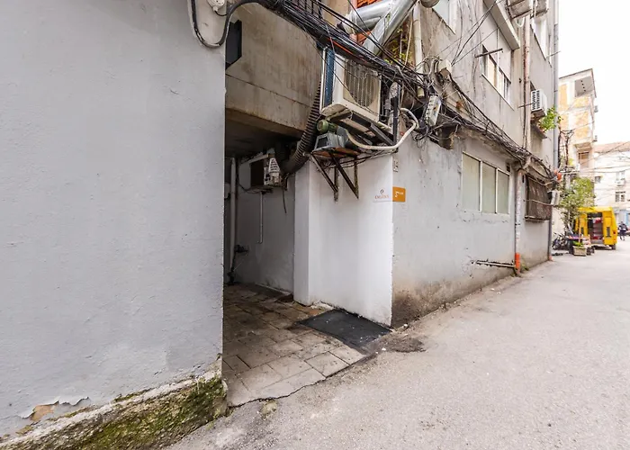 Exelent Modern In Blloku Center With Fast Wifi - Gold Lejlighed Tirana