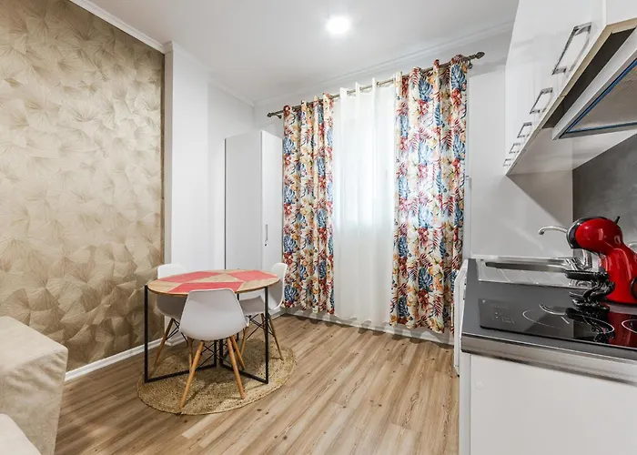 Exelent Modern In Blloku Center With Fast Wifi - Gold Lejlighed *