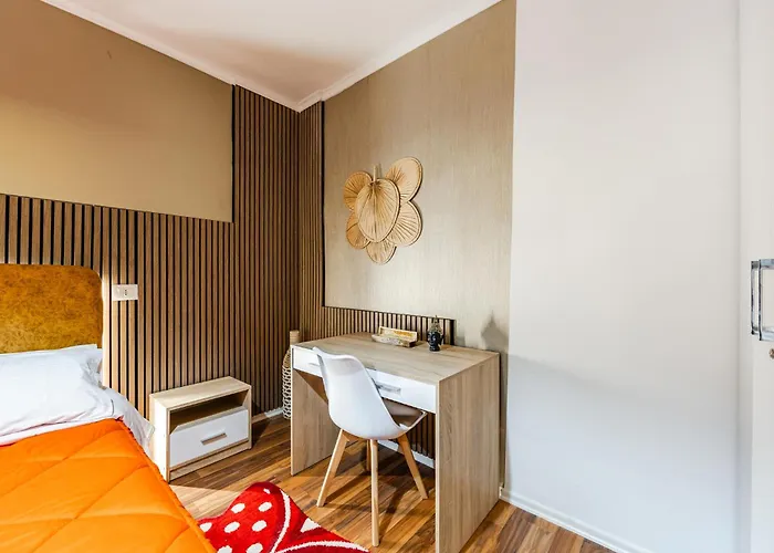 Exelent Modern In Blloku Center With Fast Wifi - Gold Lejlighed Tirana