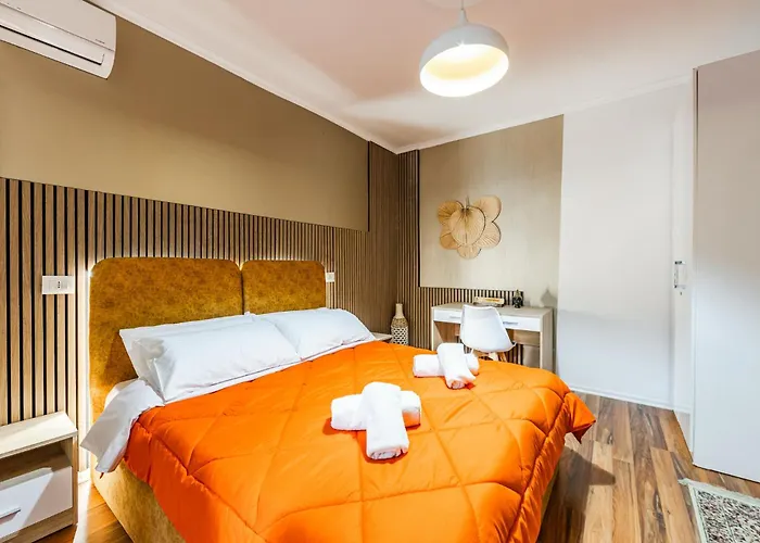 Lejlighed Exelent Modern In Blloku Center With Fast Wifi - Gold Tirana