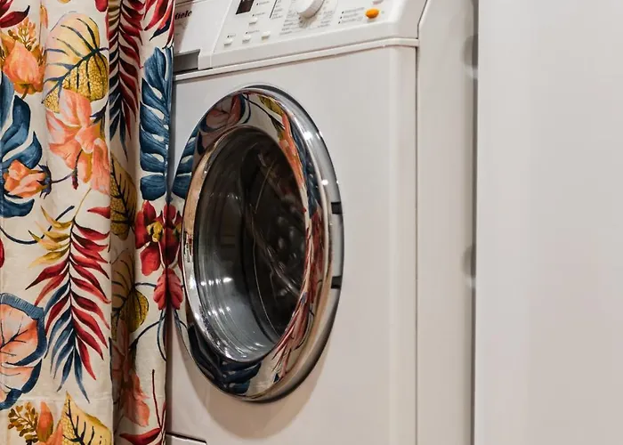 Exelent Modern In Blloku Center With Fast Wifi - Gold Tirana