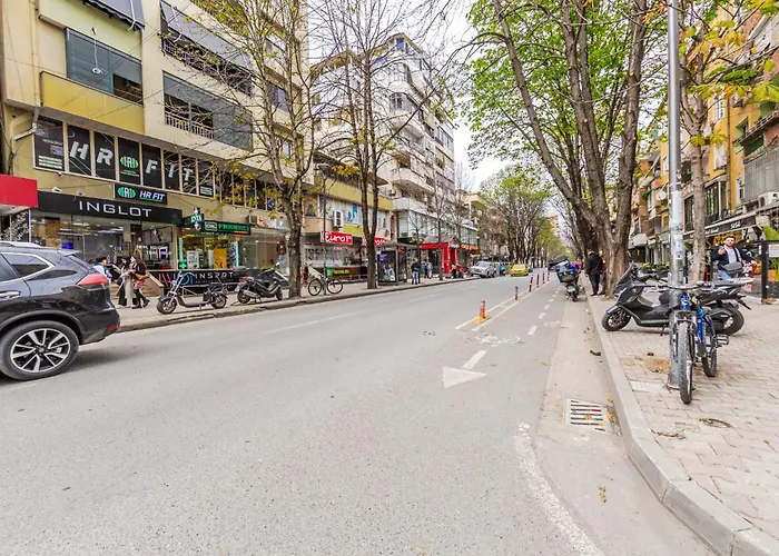 Exelent Modern In Blloku Center With Fast Wifi - Gold *